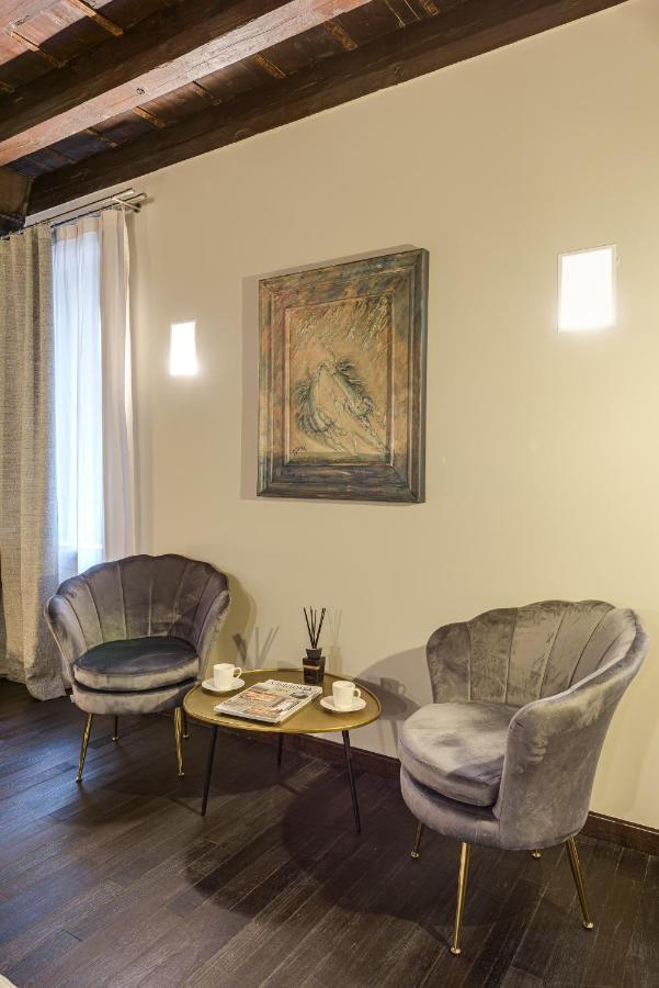 Palazzo Duomo Suites In Udine Center 외부 사진