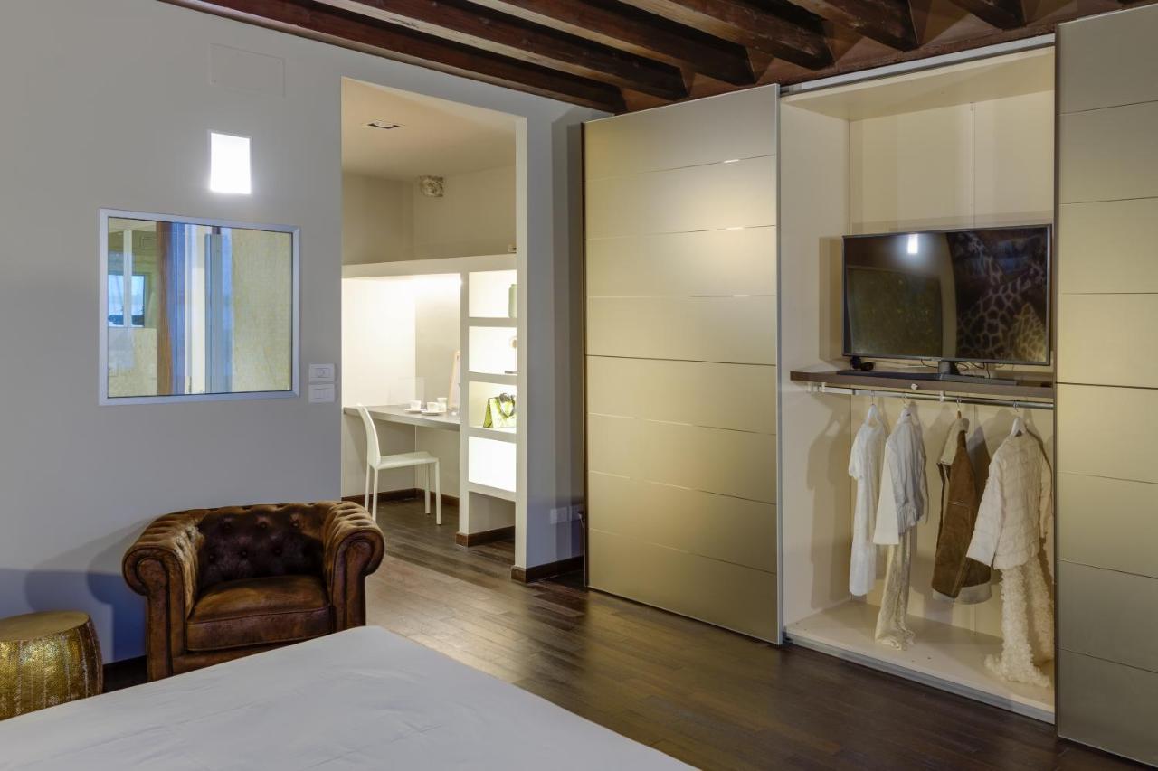 Palazzo Duomo Suites In Udine Center 외부 사진