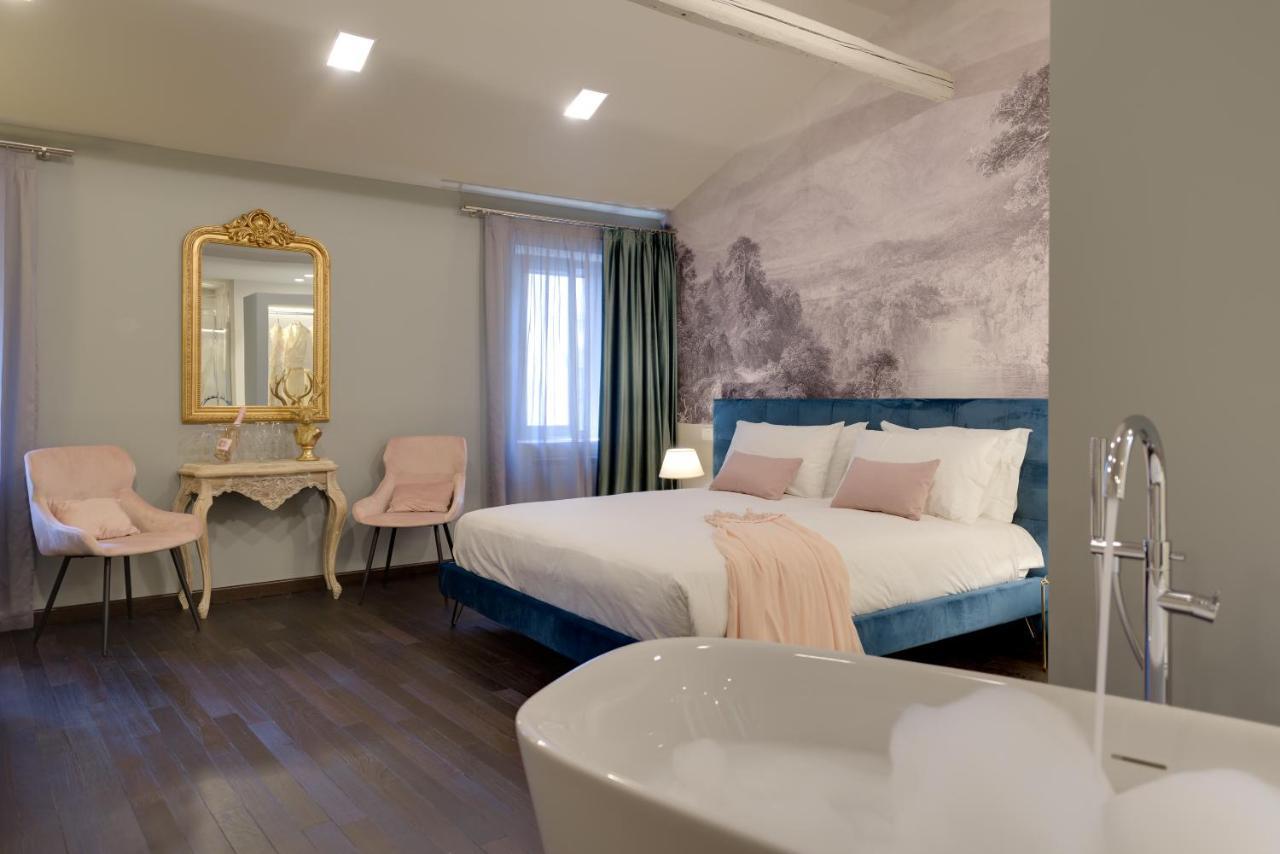 Palazzo Duomo Suites In Udine Center 외부 사진