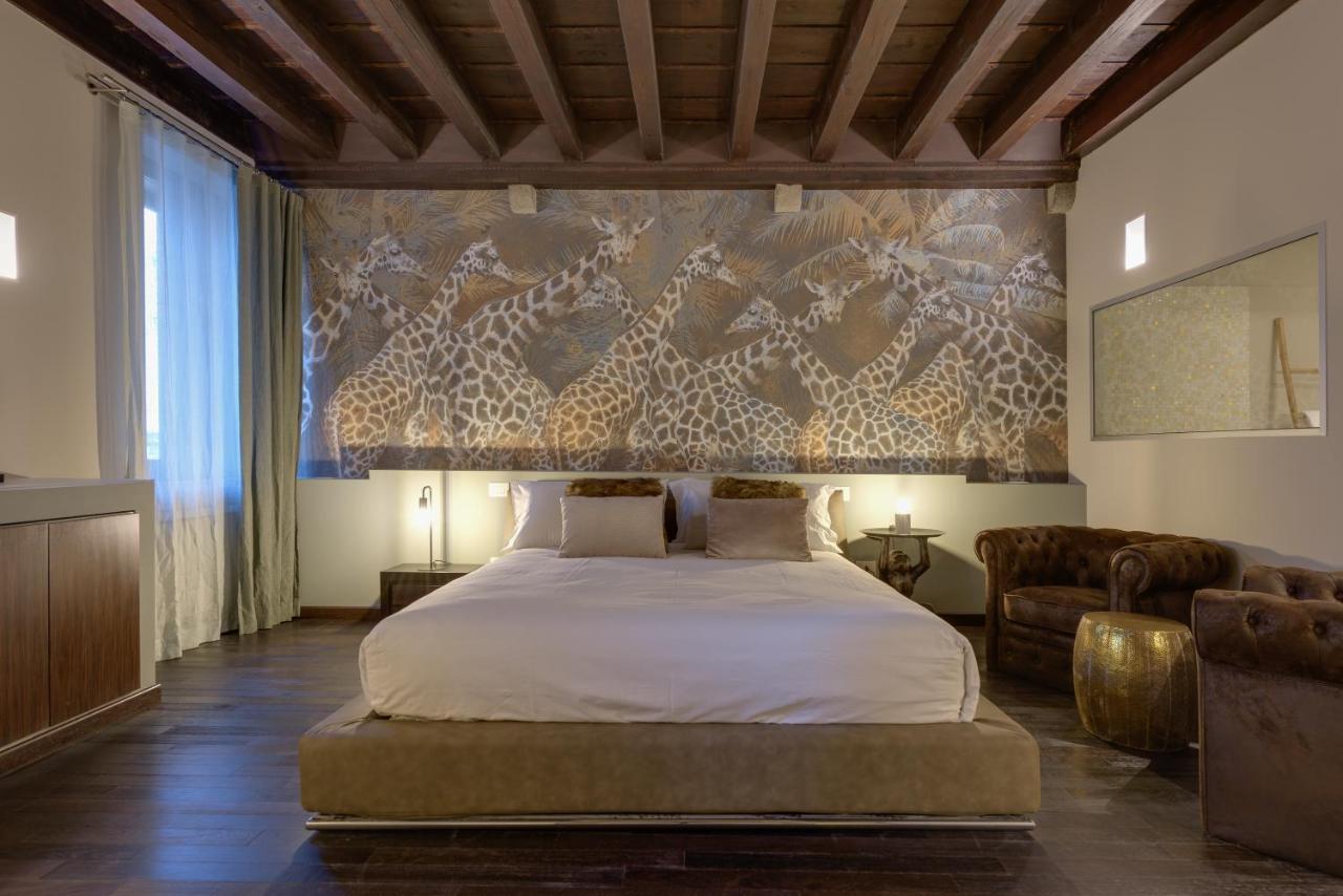 Palazzo Duomo Suites In Udine Center 외부 사진